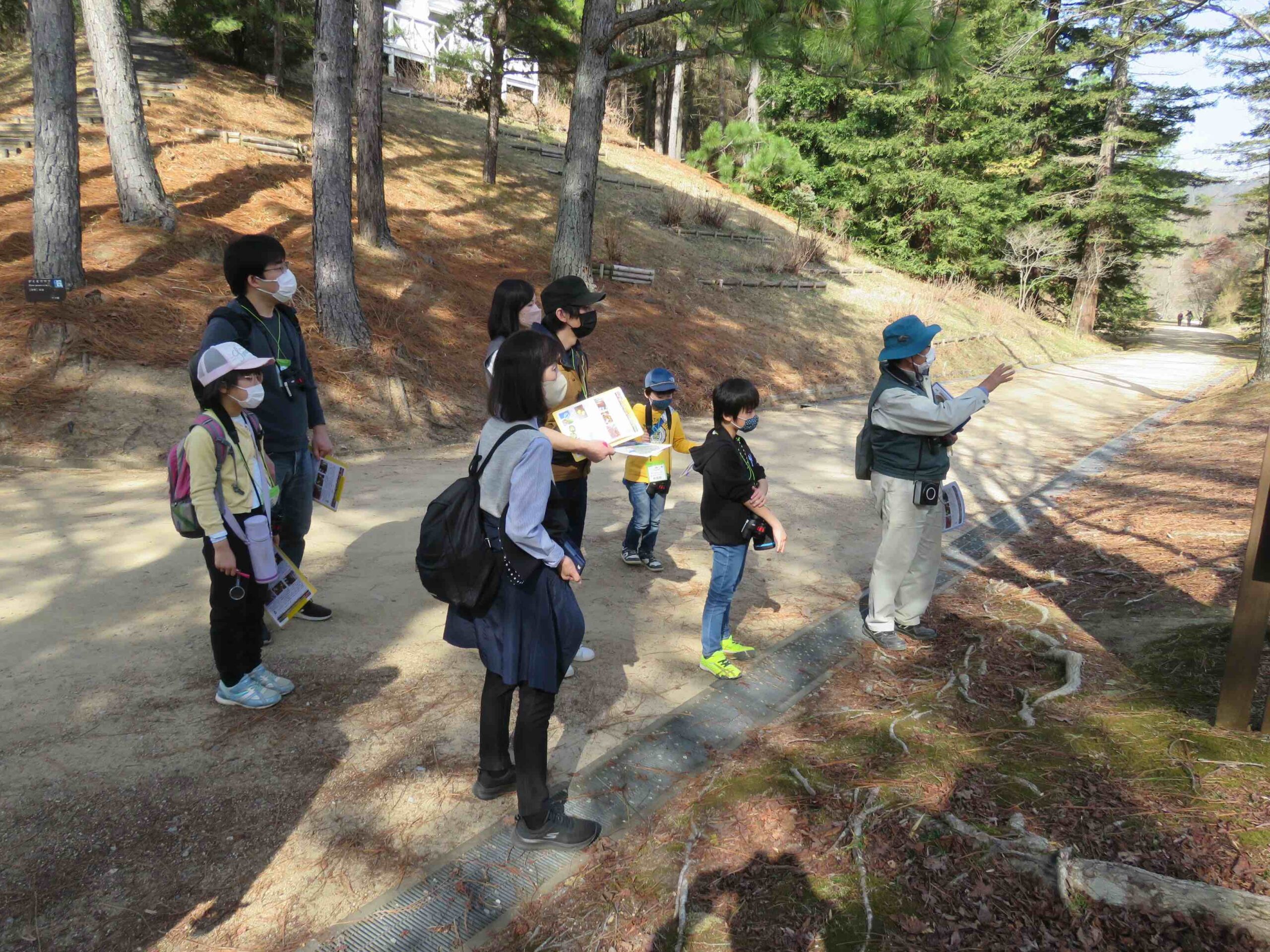 子どものための早春森林ガイドツアー @ 神戸市立森林植物園
